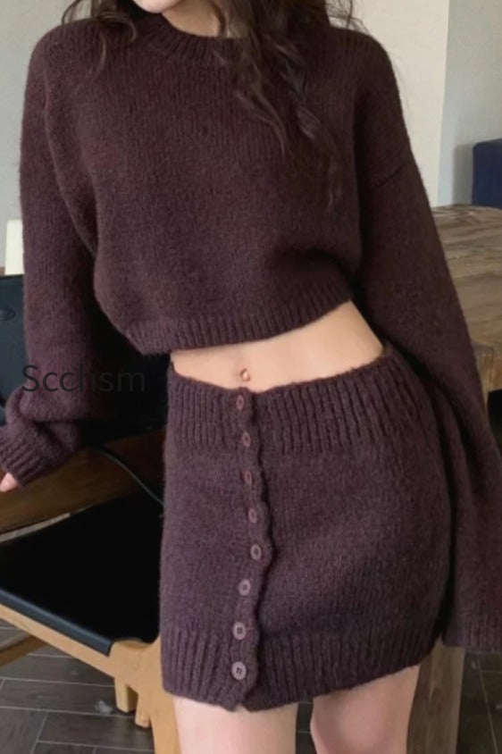 short-fitted-knit-round-neck-slim-two-piece-set